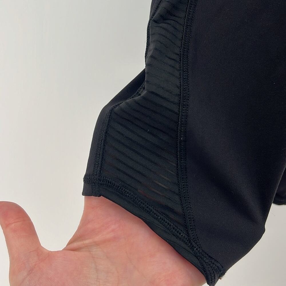 Lululemon Women's Lean In Crop (17") - Black - 4 - Picture 3 of 7
